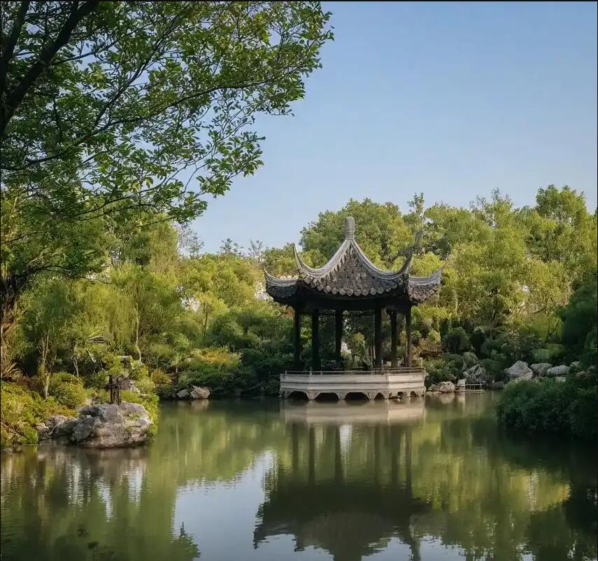 千山区梦琪餐饮有限公司